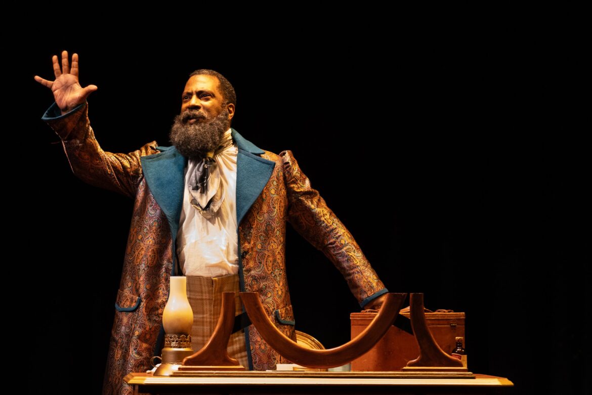 Red+Velvet+-+Quincy+Armorer+-+photo+by+Moonrider+Productions Red Velvet Tells of a Breakthrough Performance that The World Wasn’t Ready For